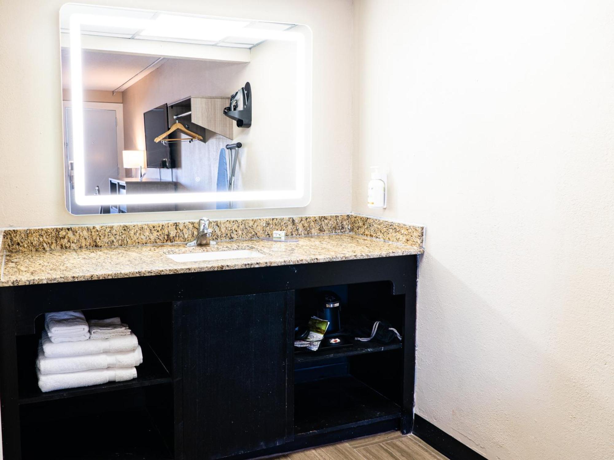 Baymont By Wyndham Corpus Christi Airport Hotel Luaran gambar