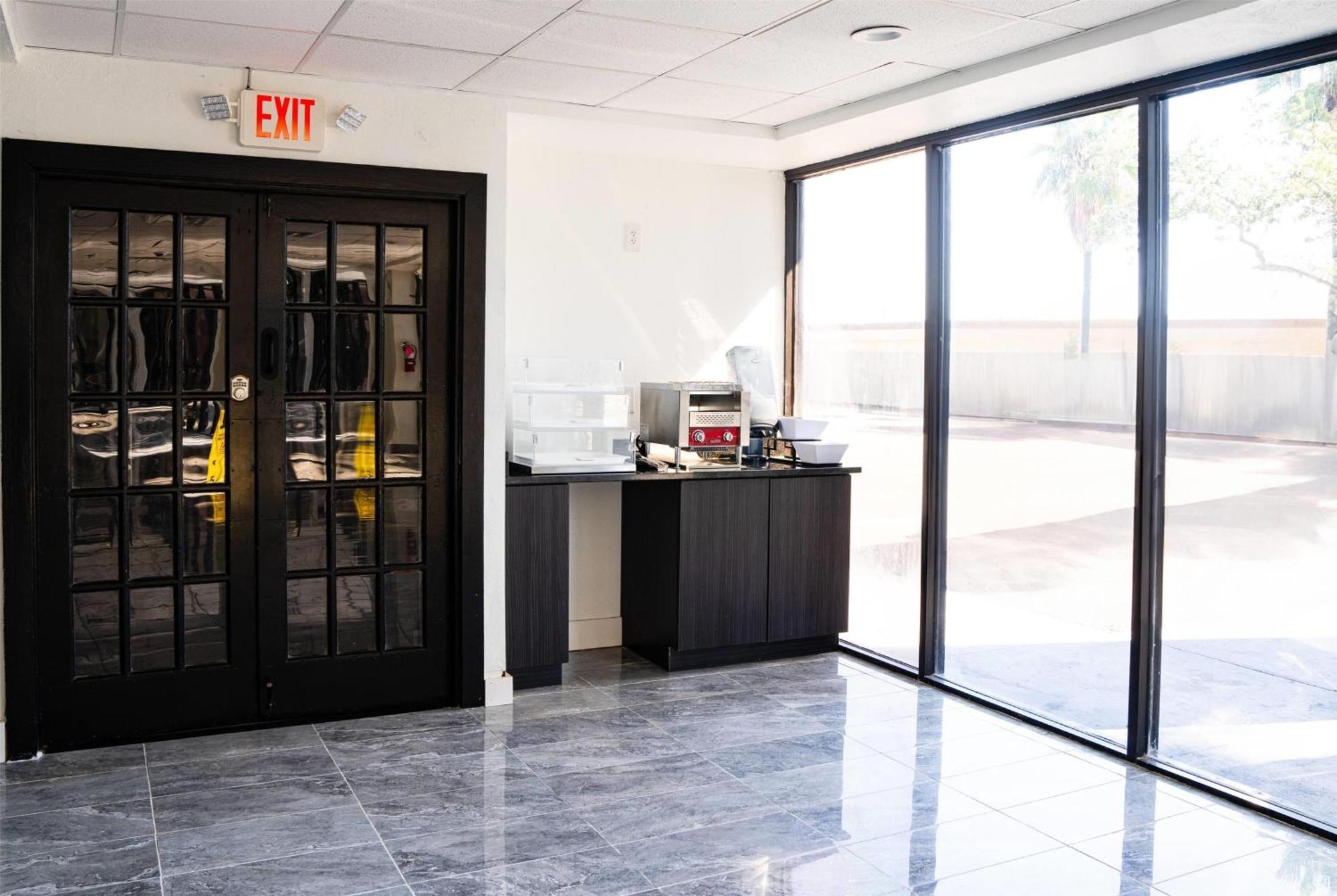 Baymont By Wyndham Corpus Christi Airport Hotel Luaran gambar